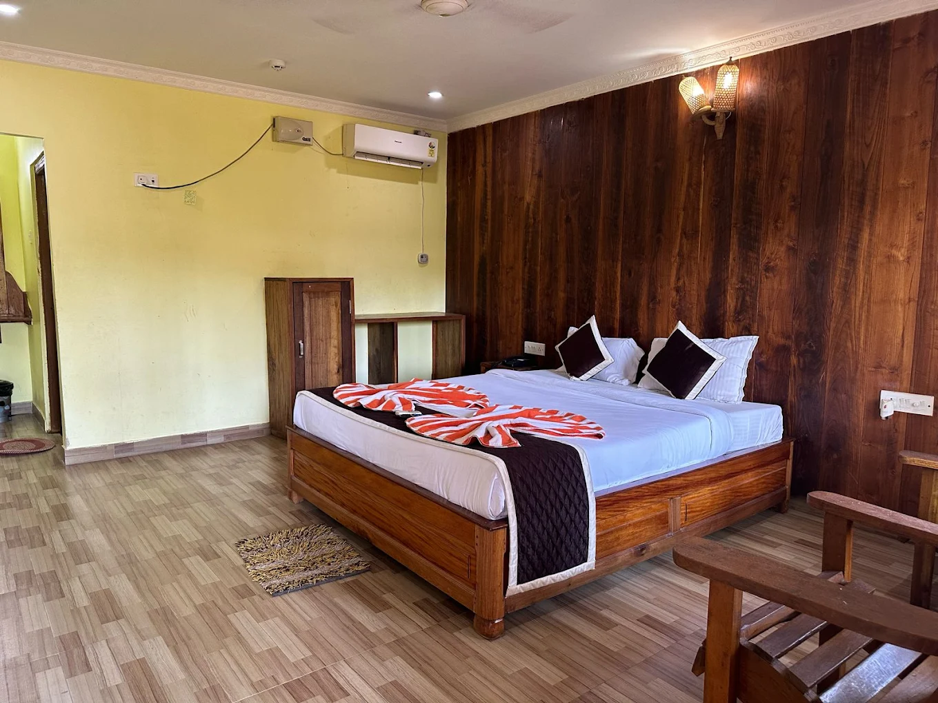 Radhakrishna Resort Deluxe room .webp